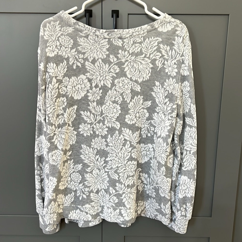 {Ellen Tracy}Sz XL Gray/White Floral Lightweight Sweatshirt - Picture 4 of 7